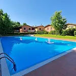 Holidays Apartment