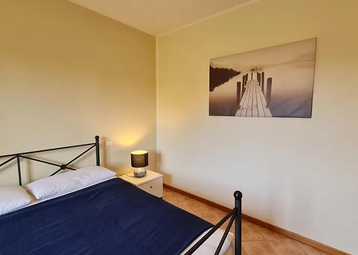 Holidays Appartement Colà