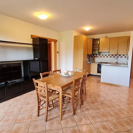 Holidays Apartment *
